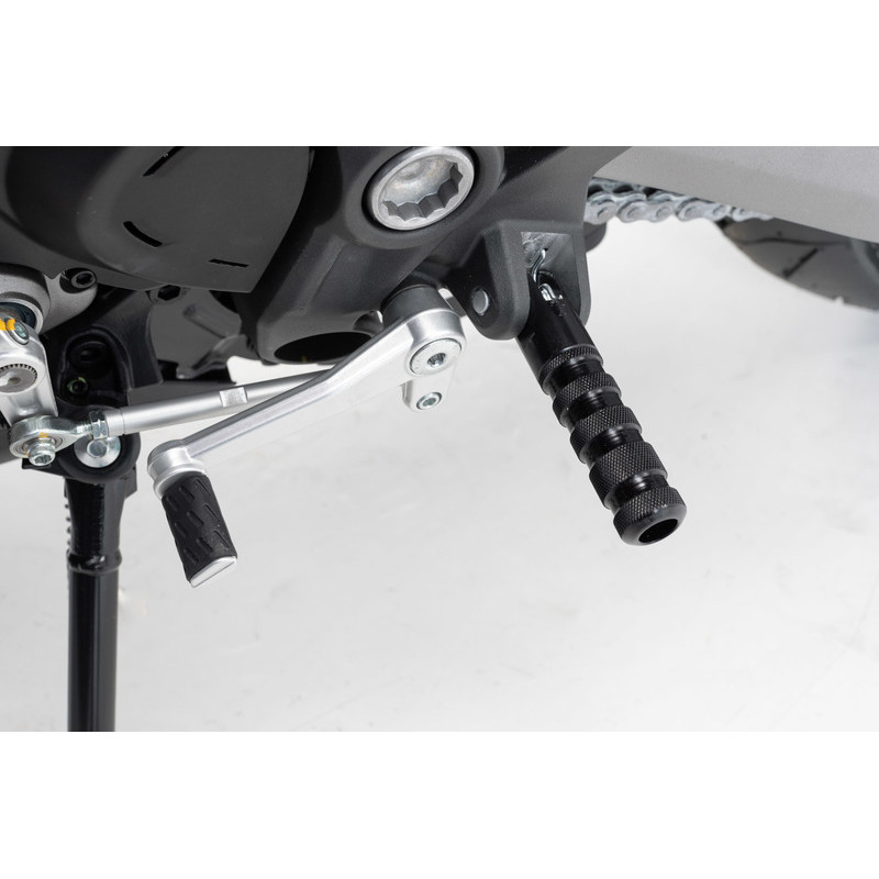 PODNÓŻKI RACING SW-MOTECH KAWASAKI Z900RS/ CAFE (17-), BLACK