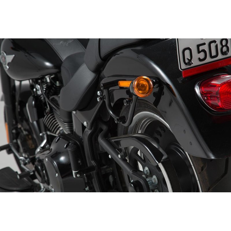 STELAŻ BOCZNY SLC LEWY SW-MOTECH HARLEY DAVIDSON DYNA FAT BOY (07-17), BLACK