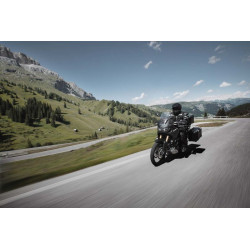 ZESTAW KUFRÓW BOCZNYCH TRAX ION I STELAŻY SW-MOTECH TRIUMPH TIGER1200/EXPLOR (11-), BLACK 37/37L