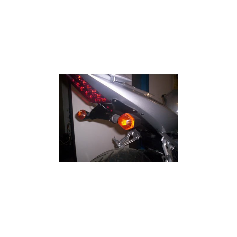 MOCOWANIE TABLICY REJESTRACYJNEJ, SV650 K3-K6 / 1000 K3-