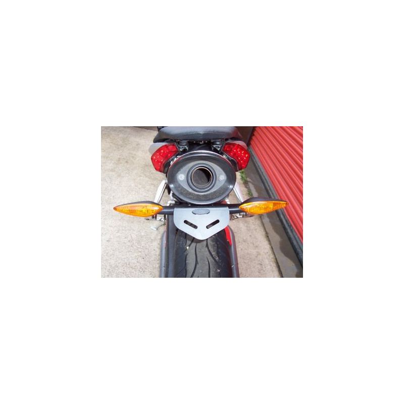 MOCOWANIE TABLICY REJESTRACYJNEJ, BENELLI TNT 04