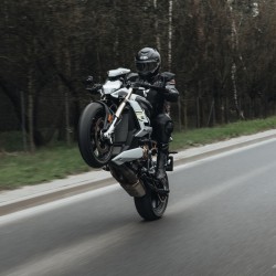 SPODNIE SKÓRZANE REBELHORN VELOCE BLACK/WHITE 