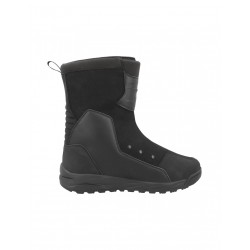 BUTY RICHA ADVENTURE X-OVER MID ATOP BLACK