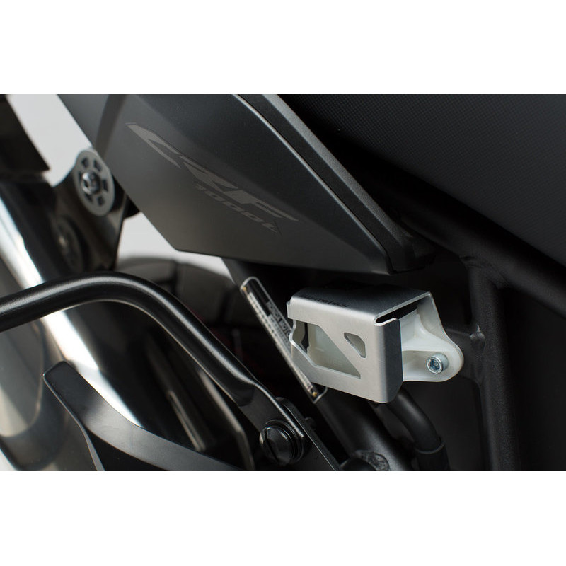 OSŁONA ZBIORNIKA PŁYNU HAMULCOWEGO SW-MOTECH HONDA CRF 1000 L AFRICA TWIN (15-17), SILVER