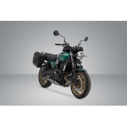 ZESTAW KUFRÓW BOCZNYCH LEGEND GEAR LC I STELAŻY SW-MOTECH KAWASAKI Z650RS (21-)/Z650RS 50TH ANNIVER 