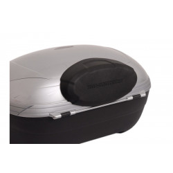 OPARCIE PASAŻERA NA KUFER...