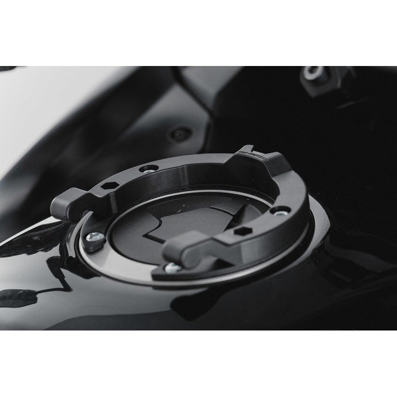 TANK RING ION SW-MOTECH 5 ŚRUB,KAWASAKI MODELS, BLACK