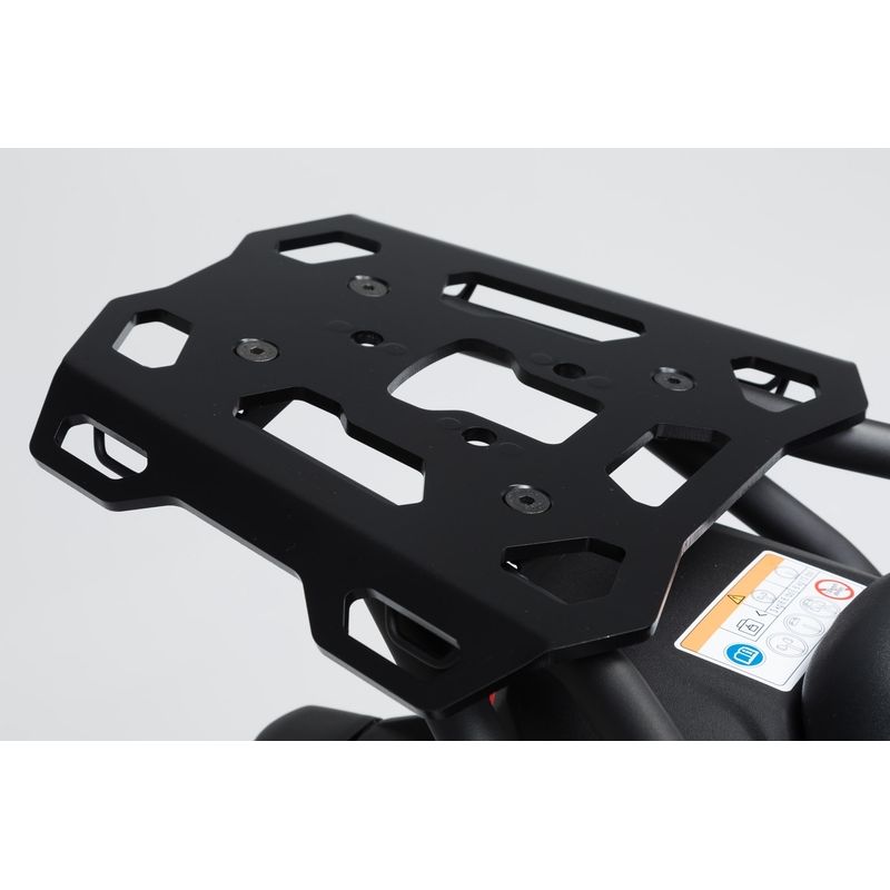 STELAŻ POD PŁYTĘ MONTAŻOWĄ KUFRA ALU-RACK SW-MOTECH KAWASAKI VERSYS-X300 ABS (16-), BLACK