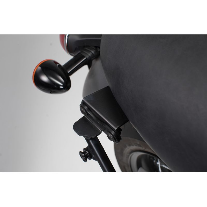 ADAPTER DO STELAŻA SLC NA PRAWĄ STRONĘ SW-MOTECH BONNEVILLE T100/120 (16-) BLACK