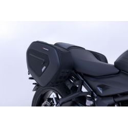 ZESTAW SAKW BOCZNYCH PRO BLAZE H I STELAŻY SW-MOTECH TRIUMPH TRIDENT 660 / DAYTONA 660 BLACK