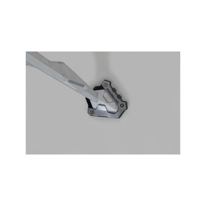 NAKŁADKA NÓŻKI BOCZNEJ SW-MOTECH BMW F 900 GS (23-) BLACK/SILVER