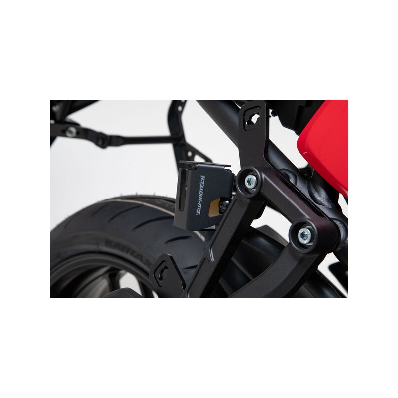 OSŁONA ZBIORNIKA PŁYNU HAMULCOWEGO SW-MOTECH YAMAHA TRACER 9 (20-) BLACK