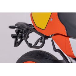 ZESTAW KUFRA BOCZNEGO URBAN ABS I STELAŻA SW-MOTECH YAMAHA XSR900 (21-) 2X 16,5 L BLACK