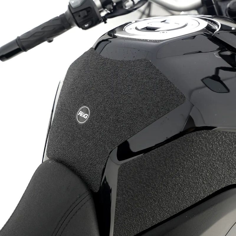 NAKLEJKA NA BAK TANKPAD RG RACING SUZUKI V-STROM 800 DE / RE 23- BLACK NAKLEJKA NA BAK TANKPAD RG RACING SUZUKI V-STROM 800 DE / RE 23- BLACK