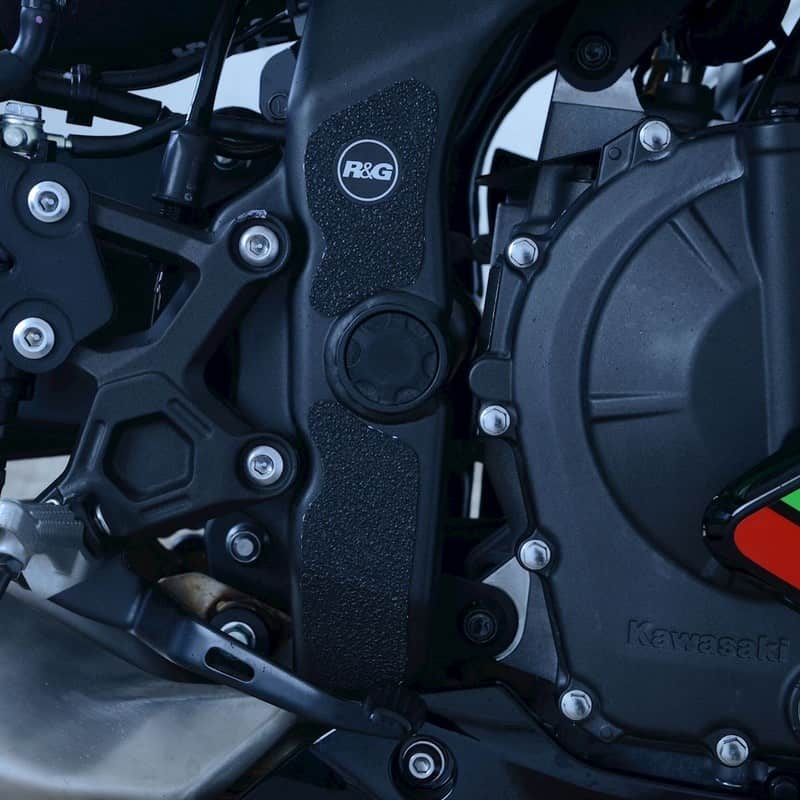 OSŁONA WAHACZA RG RACING KAWASAKI ZX-25R 20-, 4 CZĘŚCI  BLACK
