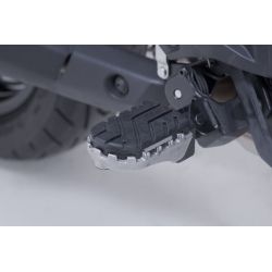 PODNÓŻKI ION SW-MOTECH SUZUKI V-STROM 800 (22-) SILVER