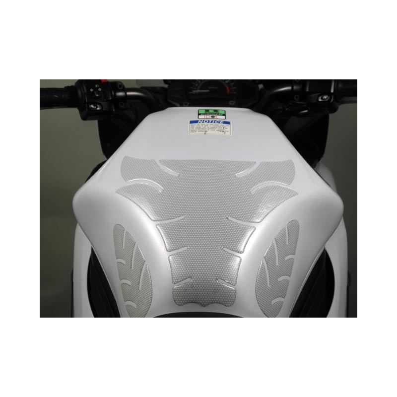 TANK PAD KEITI CLEAR CARBON