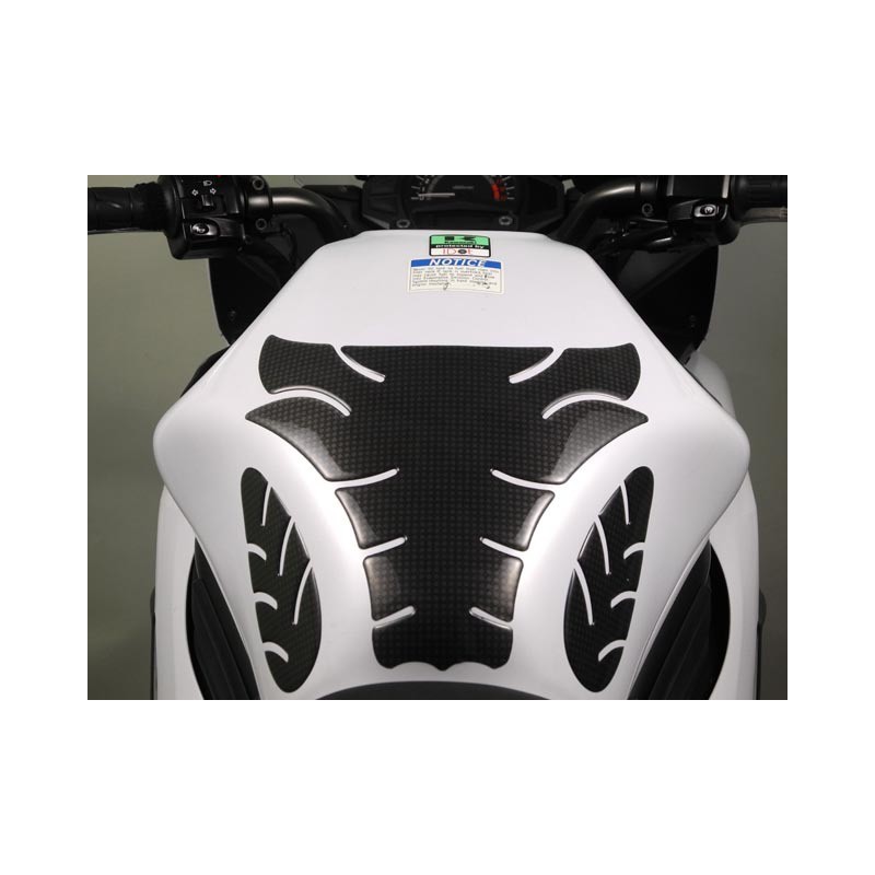 TANK PAD KEITI CARBON LOOK