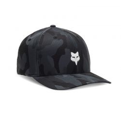 CZAPKA Z DASZKIEM FOX HEAD...