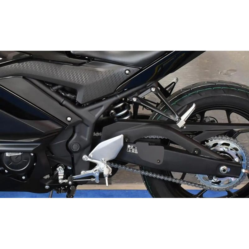 ZESTAW OSŁON PRZECIWBŁOTNYCH RG RACING EAZI-GRIP SCUFF GUARD KIT YAMAHA YZF-R25 14- YZF-R3 15-