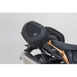 ZESTAW SAKW PRO BLAZE H I STELAŻY SW-MOTECH SUZUKI GSX 1300 R HAYABUSA (08-) BLACK