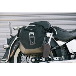 ZESTAW SAKW I STELAŻY LEGEND GEAR SW-MOTECH HARLEY DAVIDSON SOFTAIL FAT BOY, BREAKOUT BROWN