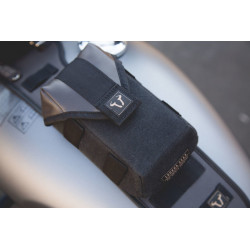 TORBA AKCESORYJNA LEGEND GEAR SW-MOTECH ACCESSORY BAG LA1, MOCOWANIE NA PAS SLS/SLA BROWN 0,8L