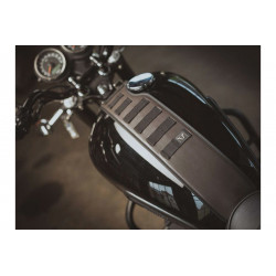 ZESTAW TORBA AKCESORYJNA LA2 I PAS NA ZBIORNIK SLA SW-MOTECH TRIUMPH MODELS (04-), BROWN