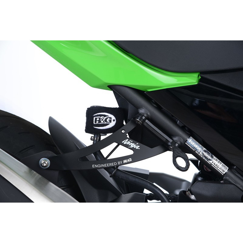 MOCOWANIE WYDECHU Z ZAŚLEPKĄ MOCOWANIA TYLNYCH PODNÓŻKÓW KAWASAKI NINJA 400/NINJA 250 18-, BLACK
