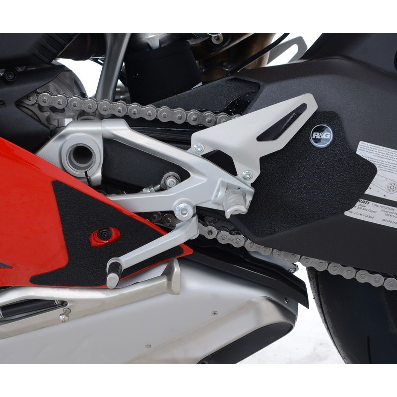 OSŁONA WAHACZA RG RACING DUCATI PANIGALE V4(S) 18- / V4R 19-, 3 CZĘŚCI  BLACK
